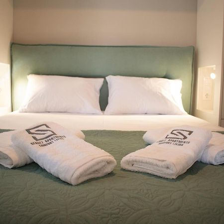 Sensez Apartments Lefkada City ภายนอก รูปภาพ