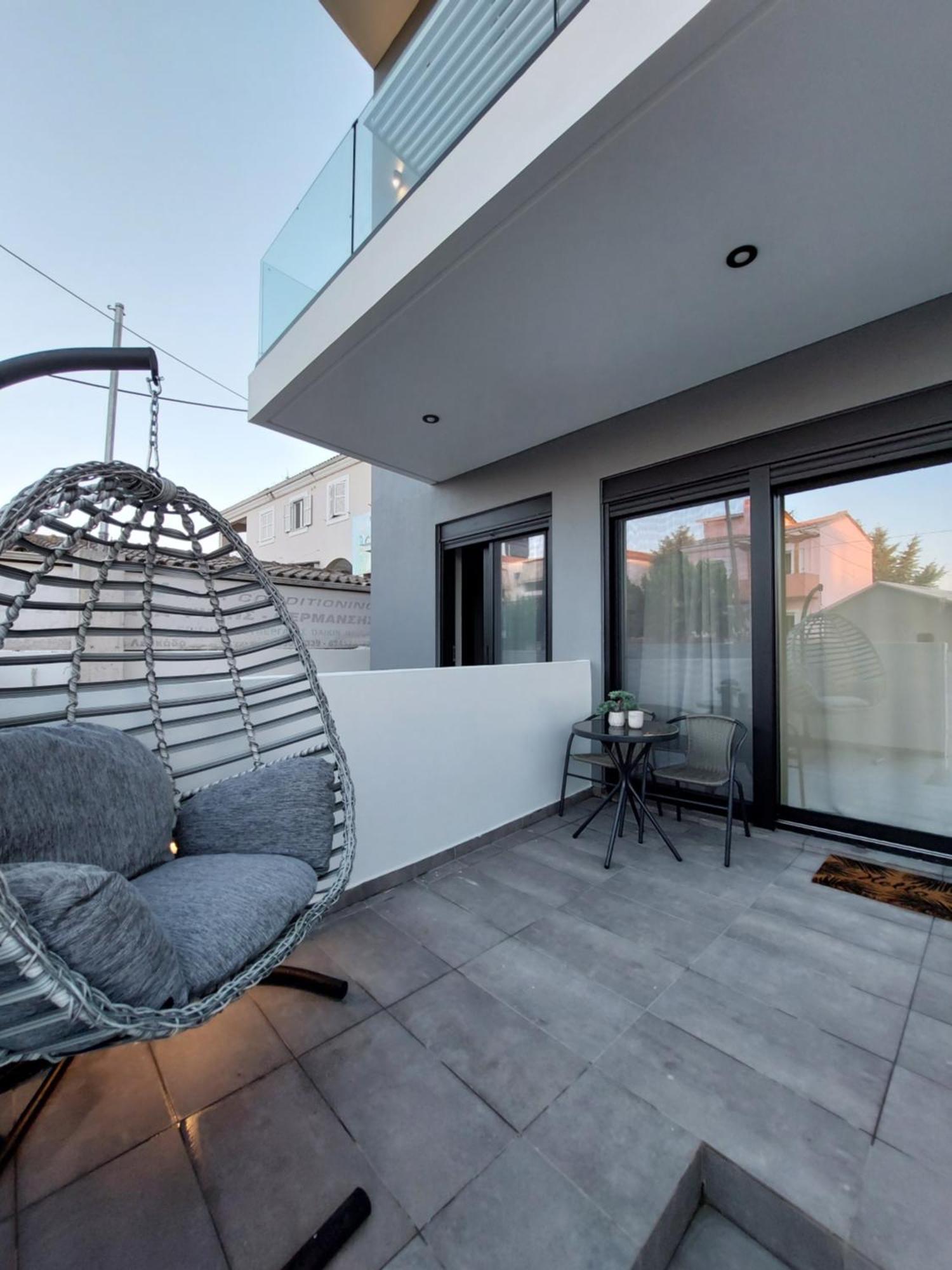 Sensez Apartments Lefkada City ภายนอก รูปภาพ